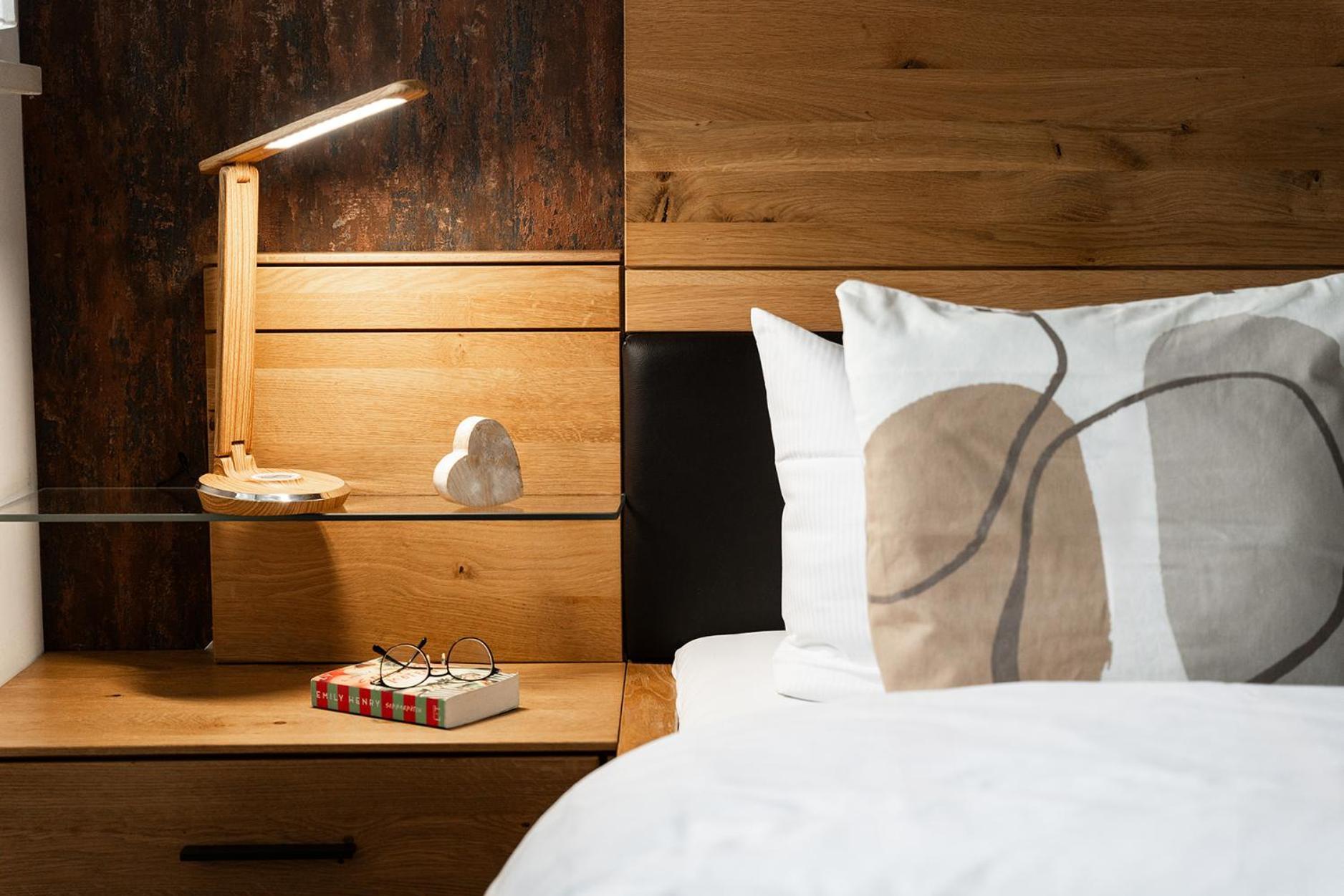 Hotel Vier Jahreszeiten An Der Therme & Kliniken Bad Krozingen Naehe Freiburg & Schwarzwald Ideal Fuer Wellness Kur & Business Ausfluege 24H Check In- Wlan & Parken Gratis Exterior foto